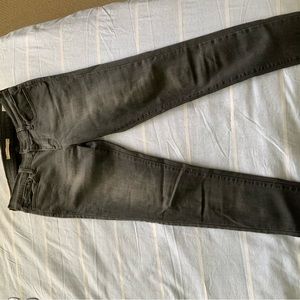 Levi’s 710 Super Skinny Jeans